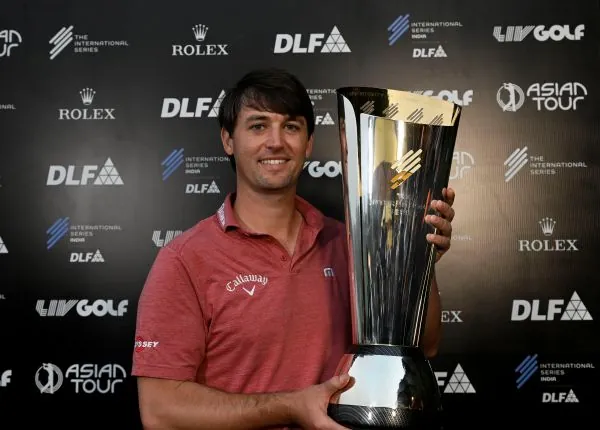 Schniederjans holds off DeChambeau for emotional comeback win in India